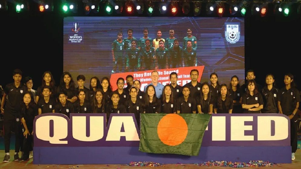 আমরা এশিয়া নয়, বিশ্বমঞ্চে বাংলাদেশকে নিয়ে যেতে চাই: ঋতুপর্ণা