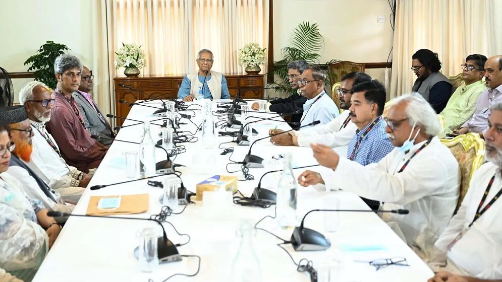 পরাজিত শক্তির পুনরায় ষড়যন্ত্রে লিপ্ত হওয়ার লক্ষণ স্পষ্ট হচ্ছে: প্রধান উপদেষ্টা