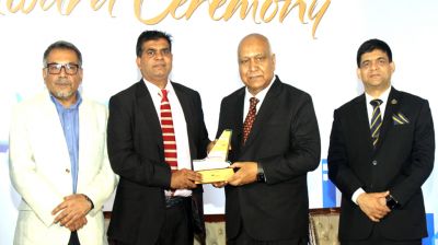 হ্যাট্রিক স্বীকৃতি অর্জন করেছে ইউএস-বাংলা এয়ারলাইন্স