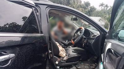 এবার গোপালগঞ্জে ইউএনওর গাড়িতে হামলা-ভাঙচুর