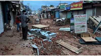 দুই সাংবাদিকের বিরোধ : নবীগঞ্জে সংঘর্ষ-আগুন, ঝরল প্রাণ