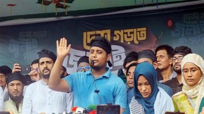 হাসনাত : বেতন-ভাতা ফেরত দিয়ে স্বাস্থ্য উপদেষ্টাকে পদত্যাগ করতে হবে