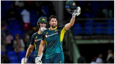 রাসেলের ব্যাট দিয়ে খেলে উইন্ডিজকে দুর্ভোগ উপহার টিম ডেভিডের