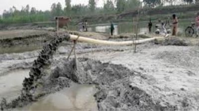 ভুলুয়া নদী থেকে বালু উত্তোলন বিএনপির দুই নেতার, ঝুঁকিতে আশ্রয়ন প্রকল্প
