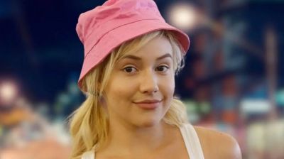 যুক্তরাষ্ট্রে অতিরিক্ত মদ্যপানে অভিনেত্রীর মৃত্যু