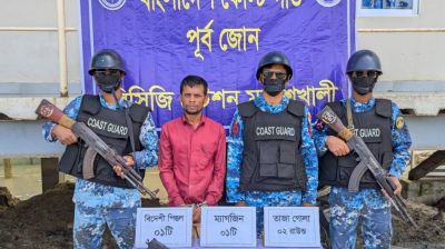 মহেশখালীতে ‘পুলিশের কাছ থেকে লুট হওয়া’‘ পিস্তল ও গুলিসহ ডাকাত আটক