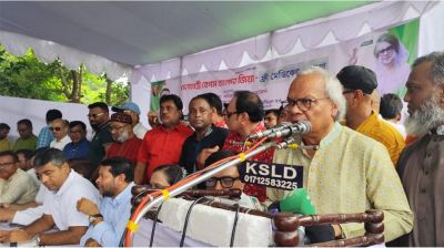 ২/১ রাজনৈতিক দল ঘটনাকে রঙচঙ দিয়ে রাজনৈতিক রূপ দেওয়ার চেষ্টা করছে : রিজভী