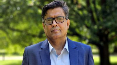 ঝড়ের মতো গুলির মধ্যেও দাঁড়িয়ে থাকার দৃঢ়তা শিখিয়েছে জুলাই