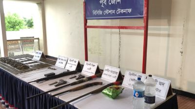 টেকনাফের পাহাড়ে অপহরণকারির সাথে যৌথ বাহিনীর গোলাগুলি: অস্ত্র ও অপহৃত উদ্ধার