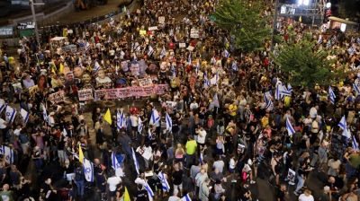 জিম্মিদের মুক্তির দাবিতে ইসরায়েলে বিক্ষোভ