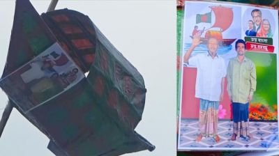 রাস্তায় নৌকা টাঙিয়ে গ্রেফতার আওয়ামী লীগ কর্মী