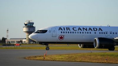বোমা হামলার হুমকি :  বন্ধ ছিল কানাডার ৬ বিমানবন্দরের ফ্লাইট