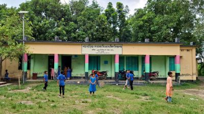 ‘হাছিনা’ থেকে ‘হাসিনা’ হওয়ায় বদলে গেল স্কুলের নাম