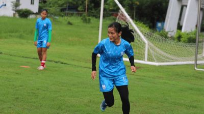 আজ ঋতুপর্ণাদের উদযাপনের ম্যাচ