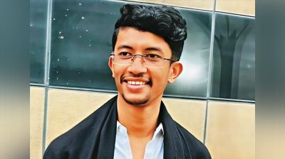 পাঁচ কোটি টাকার চেকের সঙ্গে জমির দলিলও নেন রিয়াদ