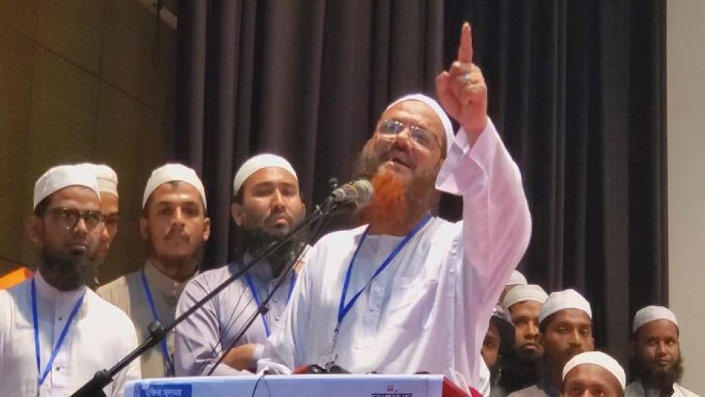 বিএনপি হলো ছ্যাঁচড়া চাঁদাবাজ : ফয়জুল করীম