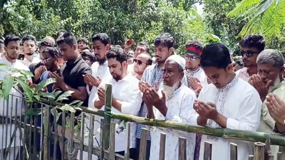 আবু সাঈদের কবর জিয়ারতের মধ্য দিয়ে এনসিপির জুলাই পদযাত্রা শুরু