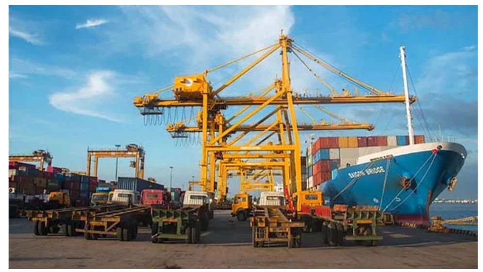 বকেয়া ৮ হাজার কোটি টাকা : চট্টগ্রাম বন্দরে চার জাহাজের পণ্য খালাস বন্ধ