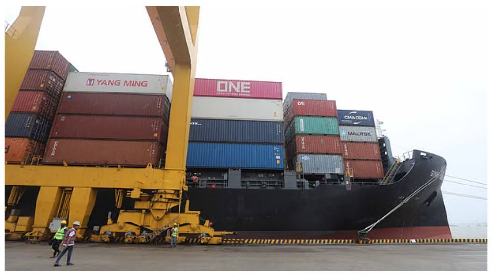 পাল্টা শুল্কের ছাপ : চীনের হারানো ক্রয়াদেশ বাংলাদেশে আসছে