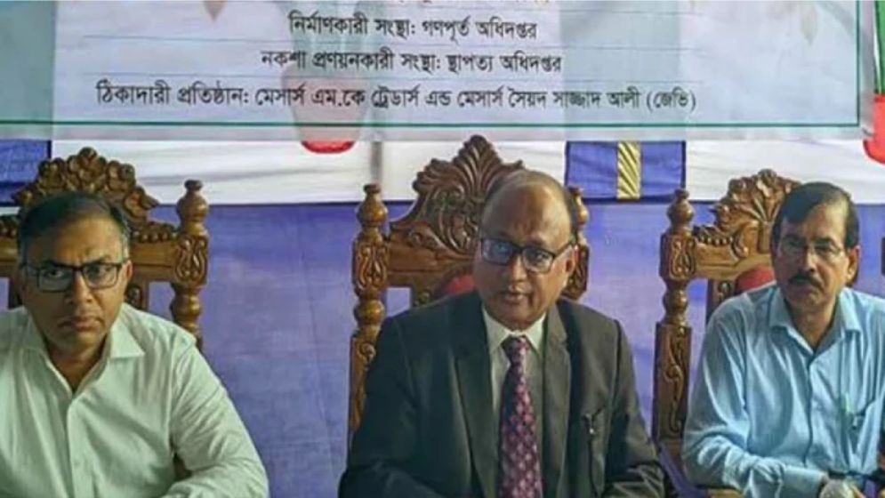 উপদেষ্টাদের বিরুদ্ধে নির্দিষ্ট অভিযোগ থাকলে দিন : দুদক চেয়ারম্যান