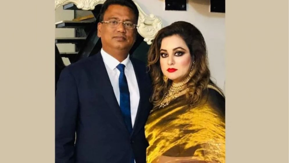 সাবেক হুইপ স্বপন এবং তার স্ত্রীর বিদেশ গমন নিষেধ