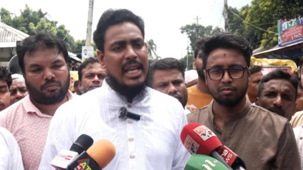 গণপরিষদ নির্বাচন বিষয়ে সরকারকে সিদ্ধান্ত নিতে হবে : আখতার হোসেন