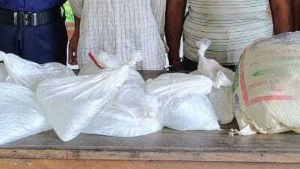 রাঙ্গামাটিতে মদসহ দুই মাদক কারবারি আটক