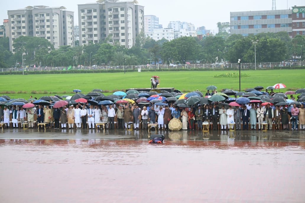 জুলাই স্মৃতি জাদুঘর পরিদর্শন করলেন প্রধান উপদেষ্টা