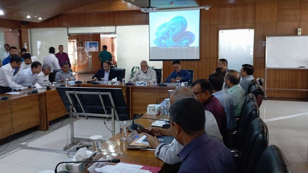 ৮ দফা দাবিতে সরকারের সঙ্গে বৈঠকে পরিবহন মালিকরা