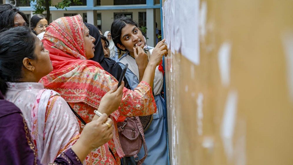 একাদশ শ্রেণিতে ভর্তির দ্বিতীয় ধাপে শিক্ষার্থী পায়নি ৪১৩ কলেজ