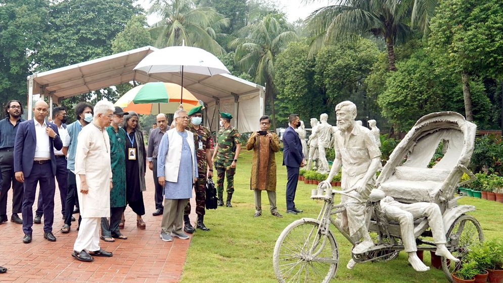জুলাই স্মৃতি জাদুঘর পরিদর্শন করলেন প্রধান উপদেষ্টা