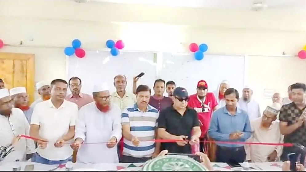 পাইকগাছায় জাফর আউলিয়া মাদ্রাসার ৪তলা ভবন উদ্বোধনে আনোয়ার আলদীন