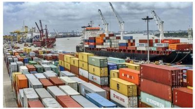 মার্কিন পাল্টা শুল্ক আজ থেকে কার্যকর : শেষ দিনে চট্টগ্রাম বন্দরে চাপ