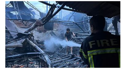 নোয়াখালীতে ১১ দোকান ভস্মীভূত