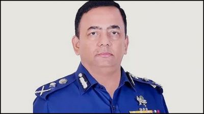 ঢাকা বিশ্ববিদ্যালয় বেনজীর আহমেদের ‘ডক্টরেট’ ডিগ্রি স্থগিত করেছে