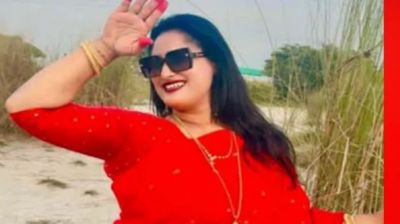 আওয়ামী লীগ নেত্রী খদ্দের ও যৌনকর্মীসহ  গ্রেপ্তার