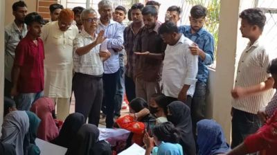বগুড়া আজিজুল হক কলেজে ডিগ্রি শিক্ষার্থীদের বিক্ষোভ