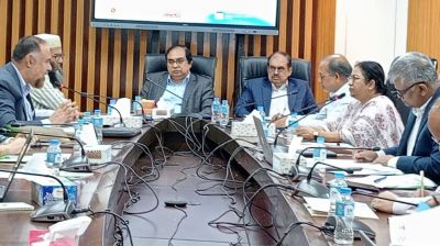 অভিযোগ গ্রহণ ও নিস্পত্তির বিষয়ে নাগরিকদের মতামত জানতে হবে : ভূমি সচিব