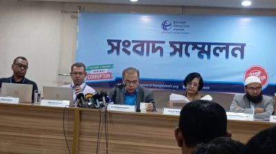 পুলিশের বিরুদ্ধে ১১ মাসে ৭৬১ মামলা: টিআইবি