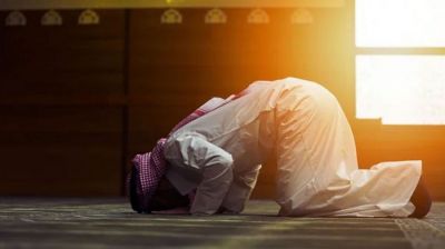 যে আমল জীবনে একবার হলেও করতে বলেছেন মহানবী (সা.)