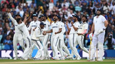 রুদ্ধশ্বাস লড়াই : ২১ রেকর্ড এক টেস্টে