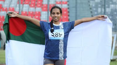 অ্যাথলেটিকসে নাটকীয়তা ও বিতর্কময় এক দিন