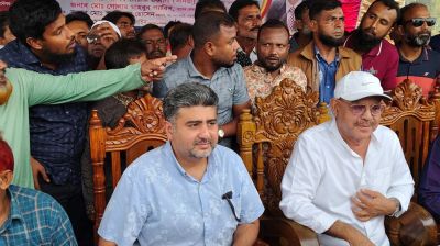 শেরপুরে ঐতিহ্যবাহী নৌকা বাইচ উদ্বোধন