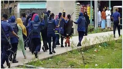 উখিয়ায় চাকরিচ্যুত শিক্ষকদের আন্দোলন : আটক ২৮ জন ৭ ঘন্টা পর ছাড়া