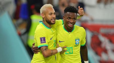 ব্রাজিল দলে ফিরছেন নেইমার, বিশ্রামে ভিনিসিয়ুস