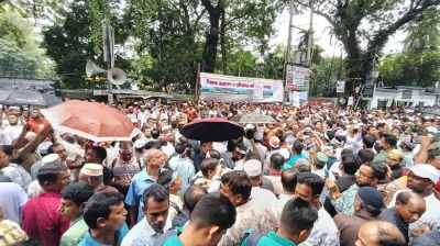 সরকারকে এক মাসের আলটিমেটাম দিলেন শিক্ষকরা