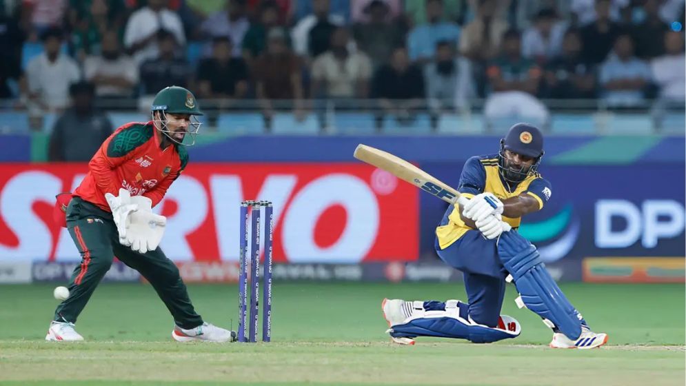 বাংলাদেশকে ১৬৯ রানের টার্গেট শ্রীলংকার