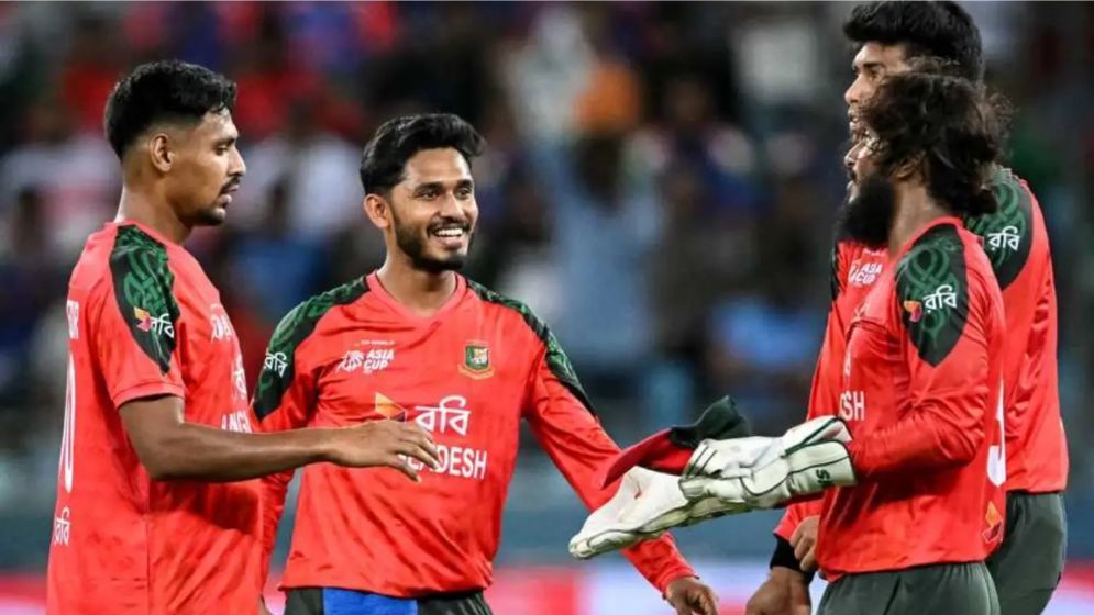 ভারতের বিপক্ষে বাংলাদেশকে ১৬৯ রান করতে হবে