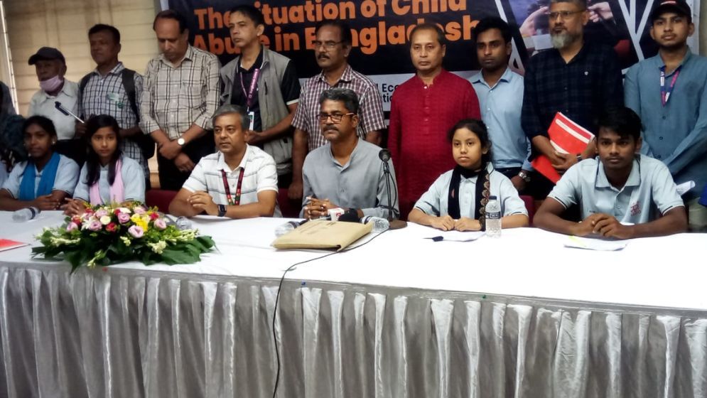 দেশে শিশু নির্যাতনে গভীর উদ্বেগ প্রকাশ