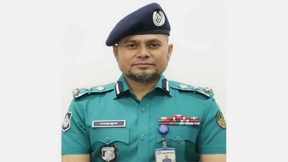 রাস্তা বন্ধ করে যাতায়াতের অভিযোগে গাজীপুর পুলিশ কমিশনার প্রত্যাহার